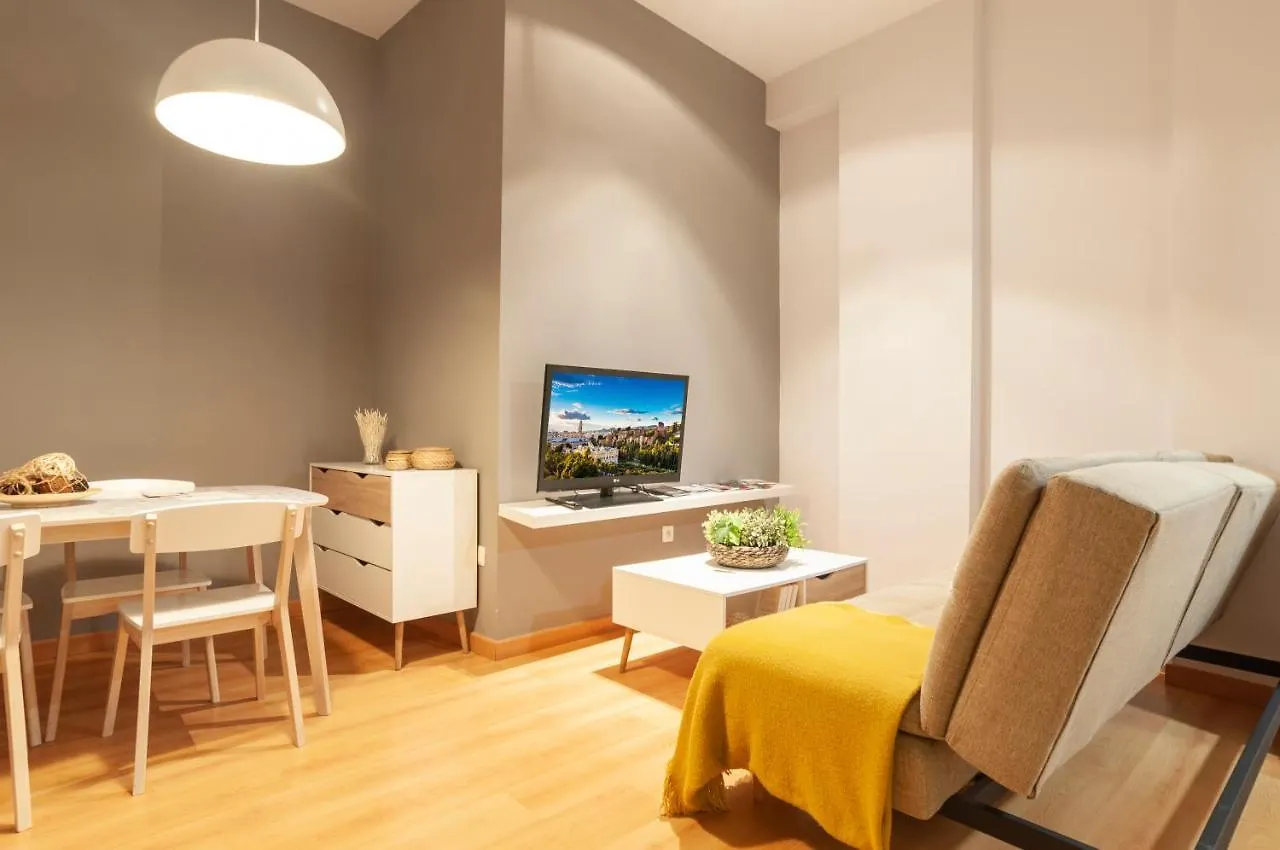 Bhost - Apartamento Victoria Malaga Apartment